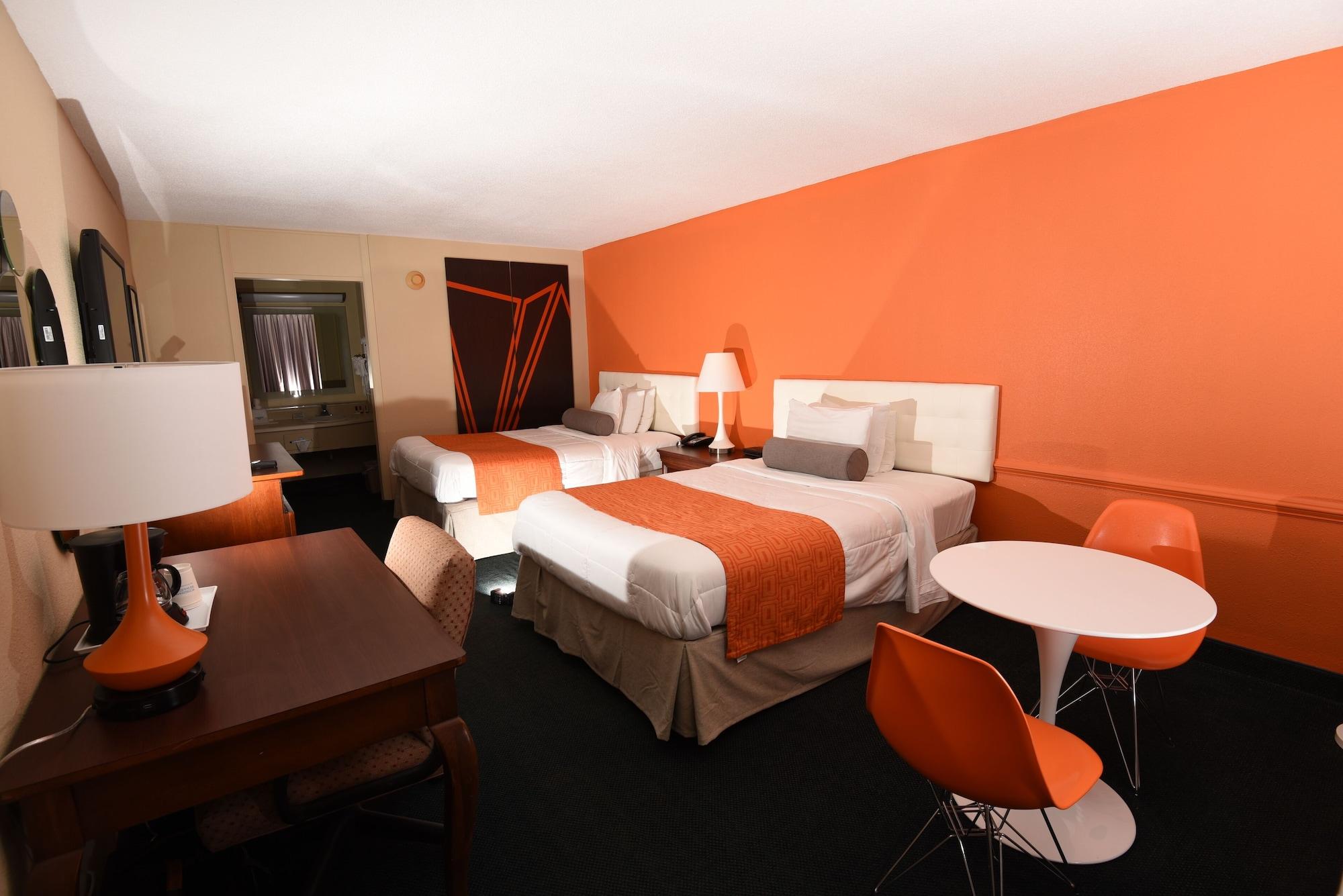 Howard Johnson & Conference Center By Wyndham Hotel